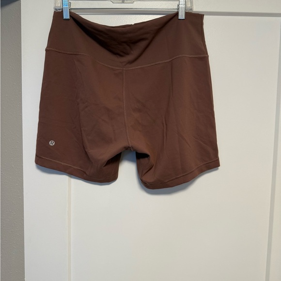 Lululemon Wunder Train High-Rise Short 6", Size 16 - Picture 4 of 6